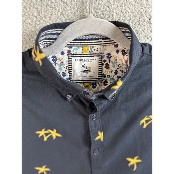 Denim & Flower Shirt Mens Size Large Blue Palm Tree Button Up Short Sleeve - Picture 3 of 11